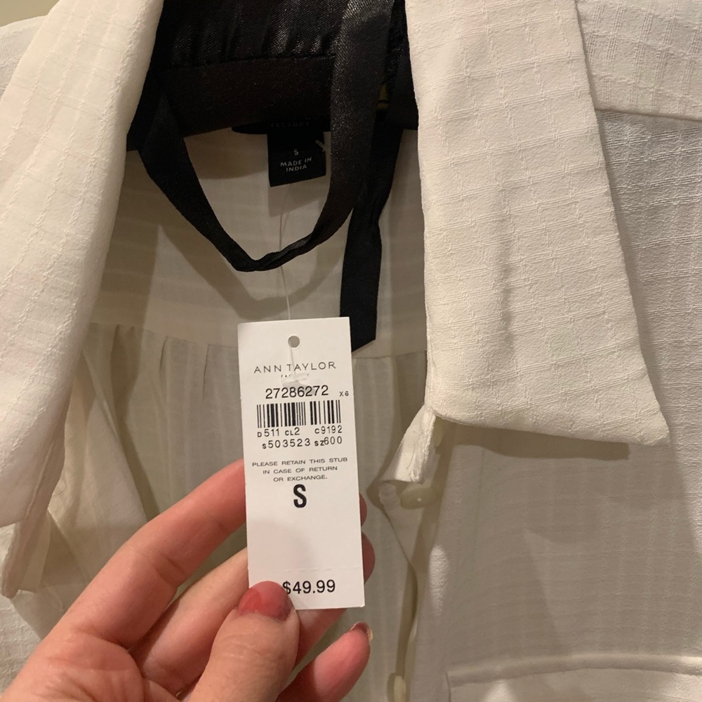Ann Taylor button down blouse